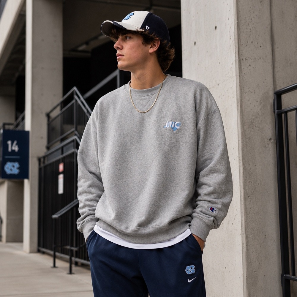 Champion UNC Tar Heels Crewneck Sweatshirt Gray Embroidered Logo XXL - Picture 2 of 11